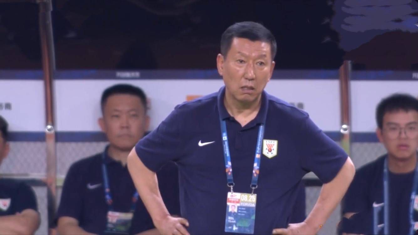女厕偷拍偷窥piss小便